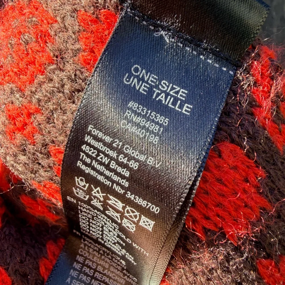 Forever‎ 21 Brown and Rust Red Heart Scarf